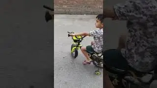 mere papa cycle laye 🚲🕺🏻🥰🥰🤘🏻#shortsfeed !!