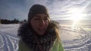 на берегу