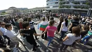 Monastiraki Athens - Traditional Bulgarian dancing Part 3/4