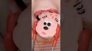 ASMR Satisfying Eating Tasty Minnie Mouse Rice Krispie Cake #asmr #minniemouse #mukbang