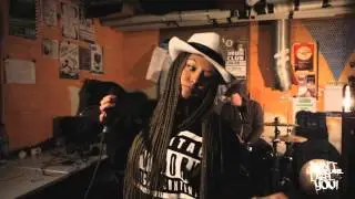 DLTLLY // Live BARS // YARAH BRAVO feat. TROMMEL TOBI