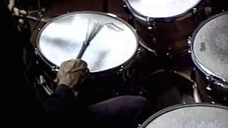 Alan Dawson plays the Rudimental Ritual (first 26 rudiments with brushes)