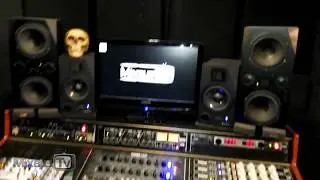 New Control Room finished, suggest coolest accessories, lights and decor!
