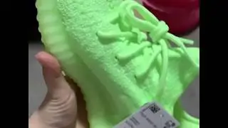 Yeezy Boost 350V2 Static GID