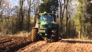 John deere 7530 and 4 furrow keverland