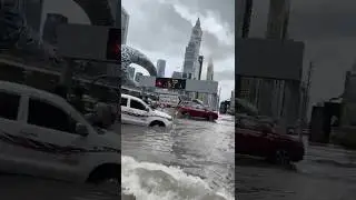 Dubai today rain| Dubai flood| today weather in Dubai#dubai rain #dubaishorts #viralreel