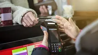 Canadian consumers still spending but inflation taking a toll