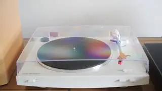 Operating a Turntable: Audio Technica AT-LP3