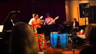 Ilessi - Dindi (Tom Jobim - Aloysio de Oliveira) - no Hjalmar Bergman Teatern, &Ouml;rebro, Su&eacute;cia