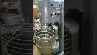 Hobart V V1401 with safety cage working