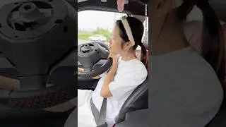 Si può guidare questa macchina senza volante?