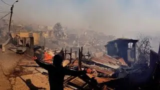 Huge wildfire burns homes in Valparaiso, Chile