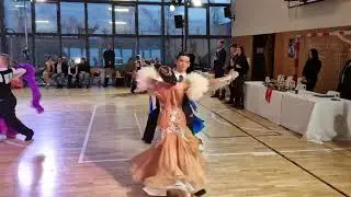 Taneční soutěž 2025-12-20 J2 Waltz