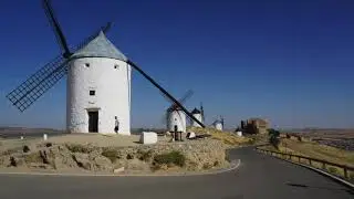 Passeio de Moto pela Rota de Dom Quixote
