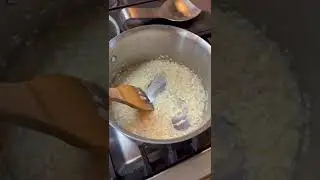 How to make risotto #risotto #parmesanrisotto #italianfood