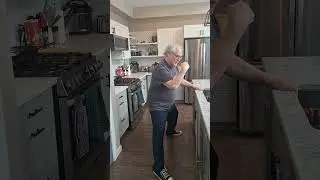 Counter Top Snake Tai Chi Video
