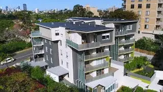&lsquo;THE PEAK&rsquo; 56 BELLEVUE TERRACE ST LUCIA QLD 4067