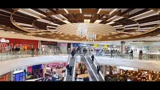 MANCHESTER,S ARNDALE CENTRE SHOPPING MALL CHRISTMAS EVE WALKING TOUR IN 4K