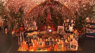 Las Vegas Valley Library celebrates Dia de Los Muertos with community altar
