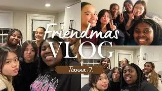 FRIENDMAS VLOG! : FUN GIRLS NIGHT, PLAYING GAMES, AND OPENING GIFTS 