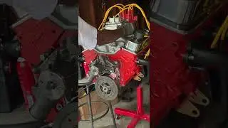 Boyfriend builds his own engine for an old school Camaro #engine #rebuild #mechanic #cars #racecar