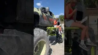 Hydroloc step princess😂 #monstertruck #monsterjam #monstertrucks #gravedigger #x #hotwheels #trucks