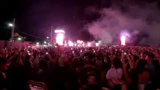 Heading to beach concert