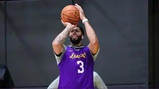 Talk of Training Camp: AD-LeBron, Bradley&rsquo;s Breakout & Preseason Preview | Lakers Training Camp 2019