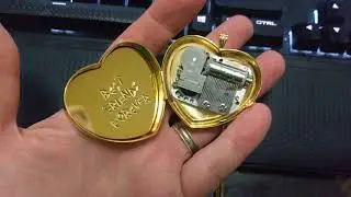 Undertale Collector's Edition Music Box Locket