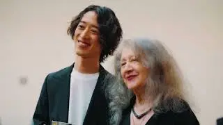 【Español】Una Conversación Entre la Pianista de Renombre Mundial Martha Argerich y Hayato Sumino