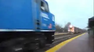 4 Fast Metra express trains at Golf IL