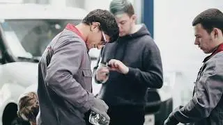 YOUNG ART PROFESSIONALS