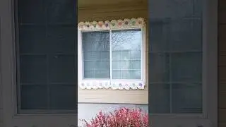 Gingerbread House Frosting Decor