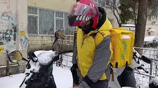 Heavy snow falls in European country Romania. युरोप देश रोमानियामा भारी हिउँ पर्याे ।