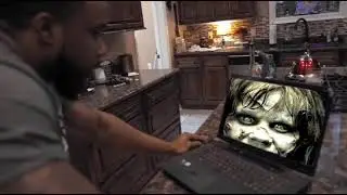 Guys Reactions play Scary Maze Game Horror Prank Old Version