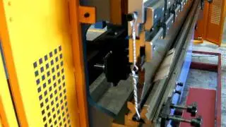 Steelmaster Industrial NC Pressbrake Hydraulic 2500mm x 50Ton Capacity Model: SM-PB70-2500NC2