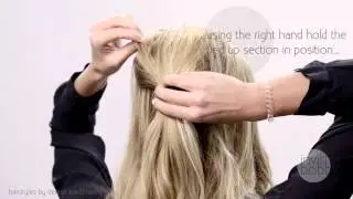 Invisibobble Half Up Tutorial