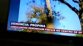 Fiscais da prefeitura cobrando propina dos ambulantes de SP
