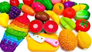 ASMR sk&auml;ra frukt och gr&ouml;nsaker - tillfredsst&auml;llande videor av sk&auml;r frukt fr&aring;n tr&auml; och plast