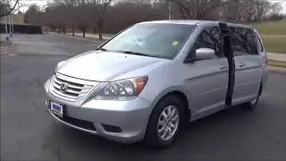 Подержанный Honda Odyssey EX 2010 года продается в автосалоне Honda Cars of Bellevue...дилер Honda в Омахе!