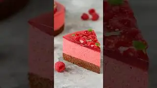 Eye-catching Raspberry Souffl&eacute; Cake💕✨
