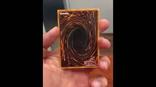 Yugioh! Red-Eyes Darkness Metal Dragon (alternate art) - MGED-EN009 - Gold Rare 1st Edition