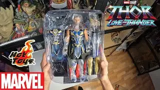 Unboxing Hot Toys Thor Love and Thunder Deluxe