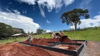 Dano seguimento a casa 🏠 hoje dia de aterramento do alicerce da nova casa 🏡 