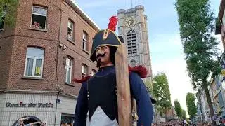 Le carnaval de paris 🗼sur le pont du Gadre. Royale Fanfare de Moulbaix-Ligne