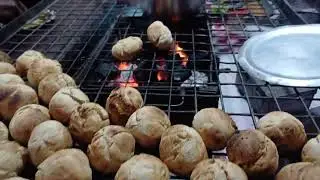 ₹50 Mein Full Litti Chokha Plate 🤯 Desi Street Food India | Must Try!