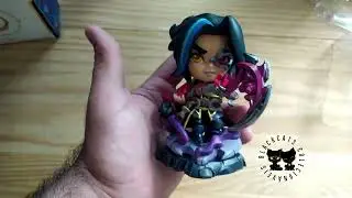 Review da figure do Kayn Riot Merch.