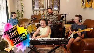 Colt Clark and the Quarantine Kids play 
