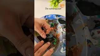 There&rsquo;s something about scraping dried paint 🎨 addictive #art#satisfying#acrylicpaint#viral#fyp#ASMR