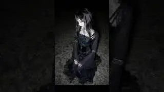 Я на наколенях перед Готическими платьями, и перед платьями 19 стиля☺️😘😍🙂￼
